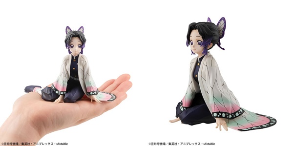 2.手のひら胡蝶しのぶさんフィギュア
